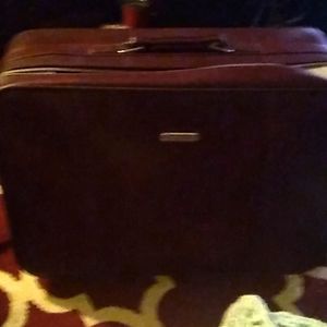 Vintage four piece luggage set